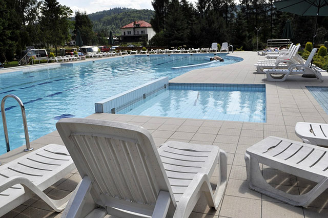 wczasy w górach z basenem